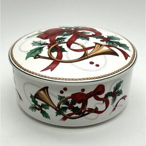 MIKASA Maxima Jubilation FX074 Round Covered Box Christmas Trumpet Ribbon Holly